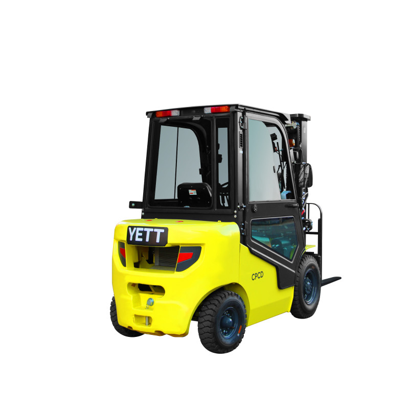 3 - Дизельный погрузчик с кабиной YETT CPCD30-XC5K2-M400-3W-K
